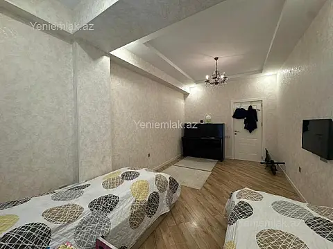 Satılır 3 otaqlı yeni tikili 90 m²