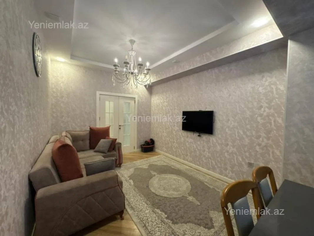 Satılır 3 otaqlı yeni tikili 90 m²