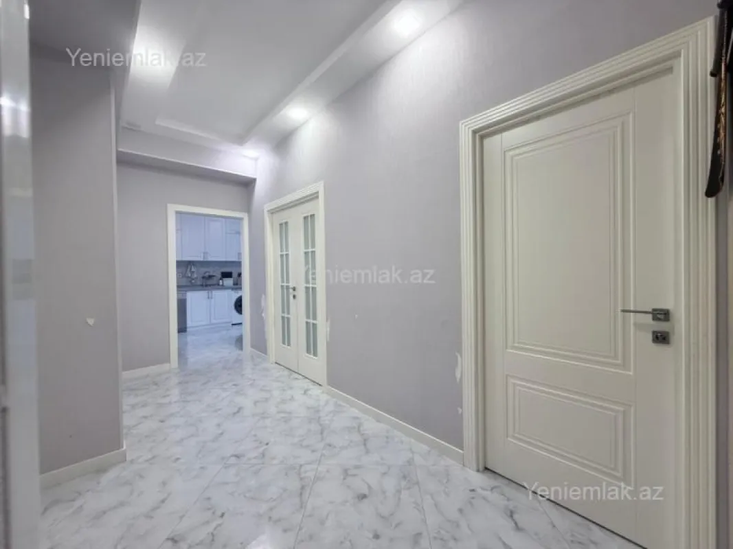 Satılır 3 otaqlı yeni tikili 90 m²