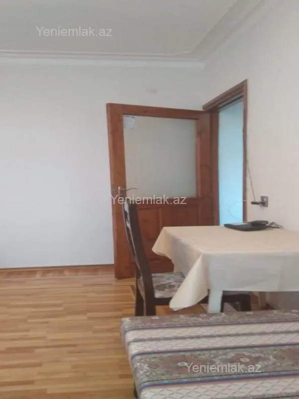 Satılır 3 otaqlı köhnə tikili 65 m²