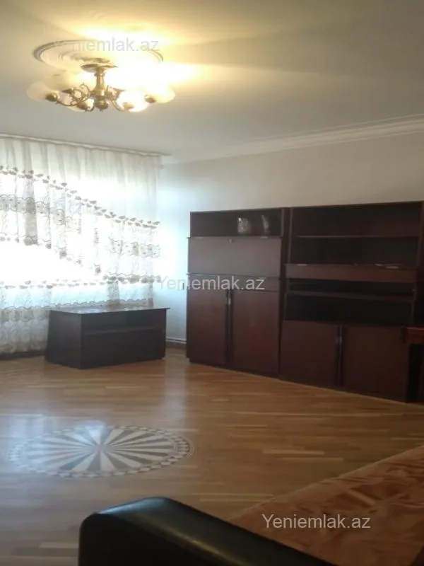 Satılır 3 otaqlı köhnə tikili 65 m²