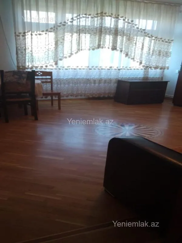 Satılır 3 otaqlı köhnə tikili 65 m²