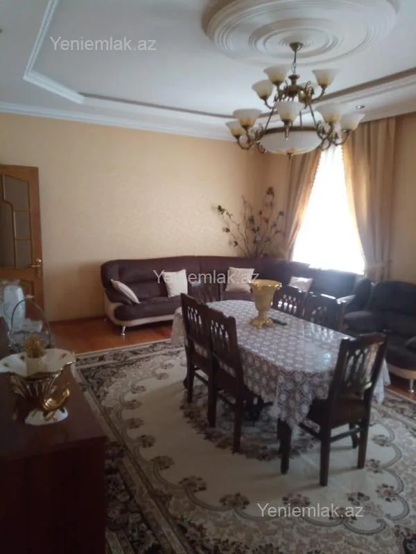 Satılır 4 otaqlı həyət evi 140 m²