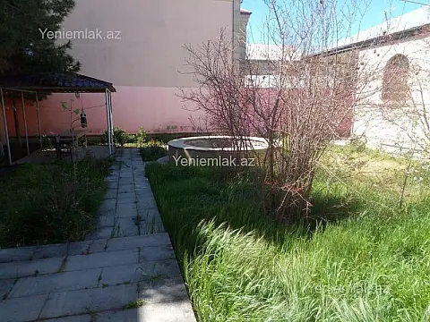 Satılır 4 otaqlı həyət evi 140 m²