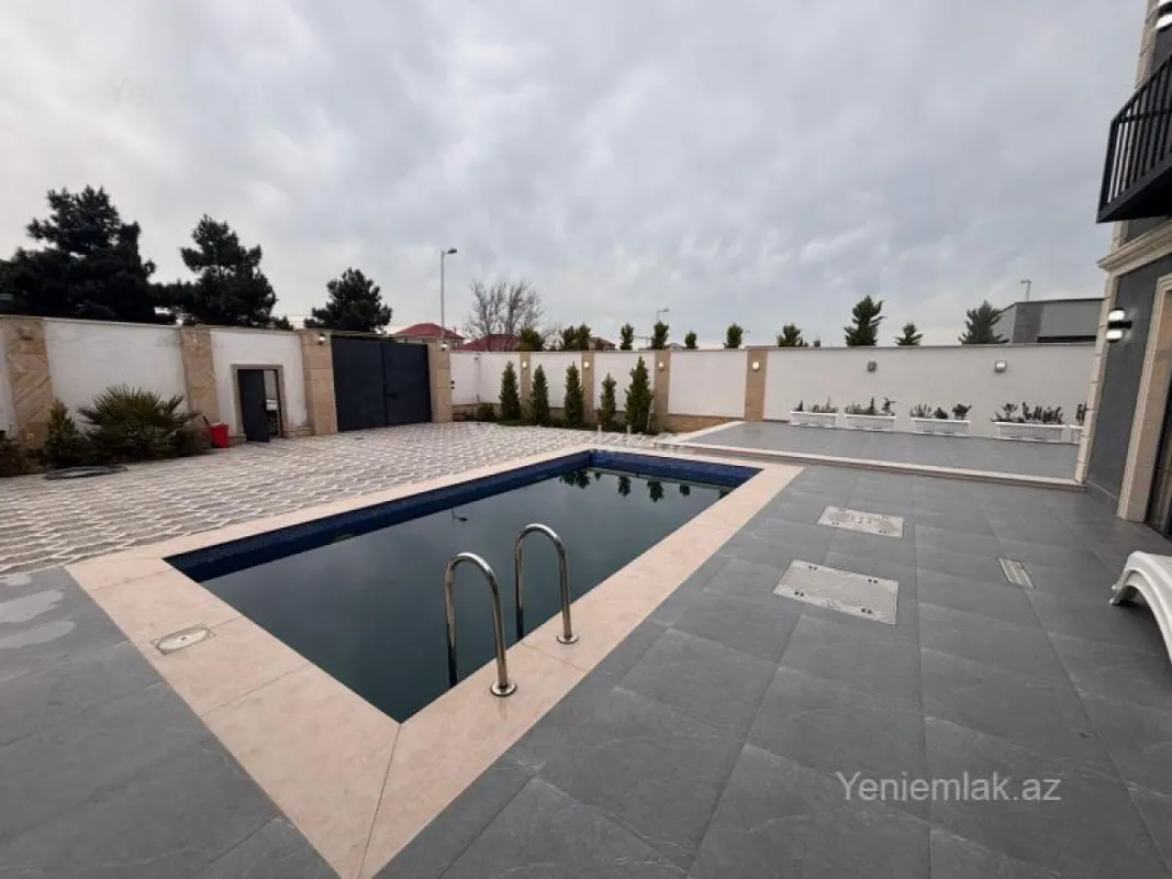 Satılır 5 otaqlı həyət evi 200 m²