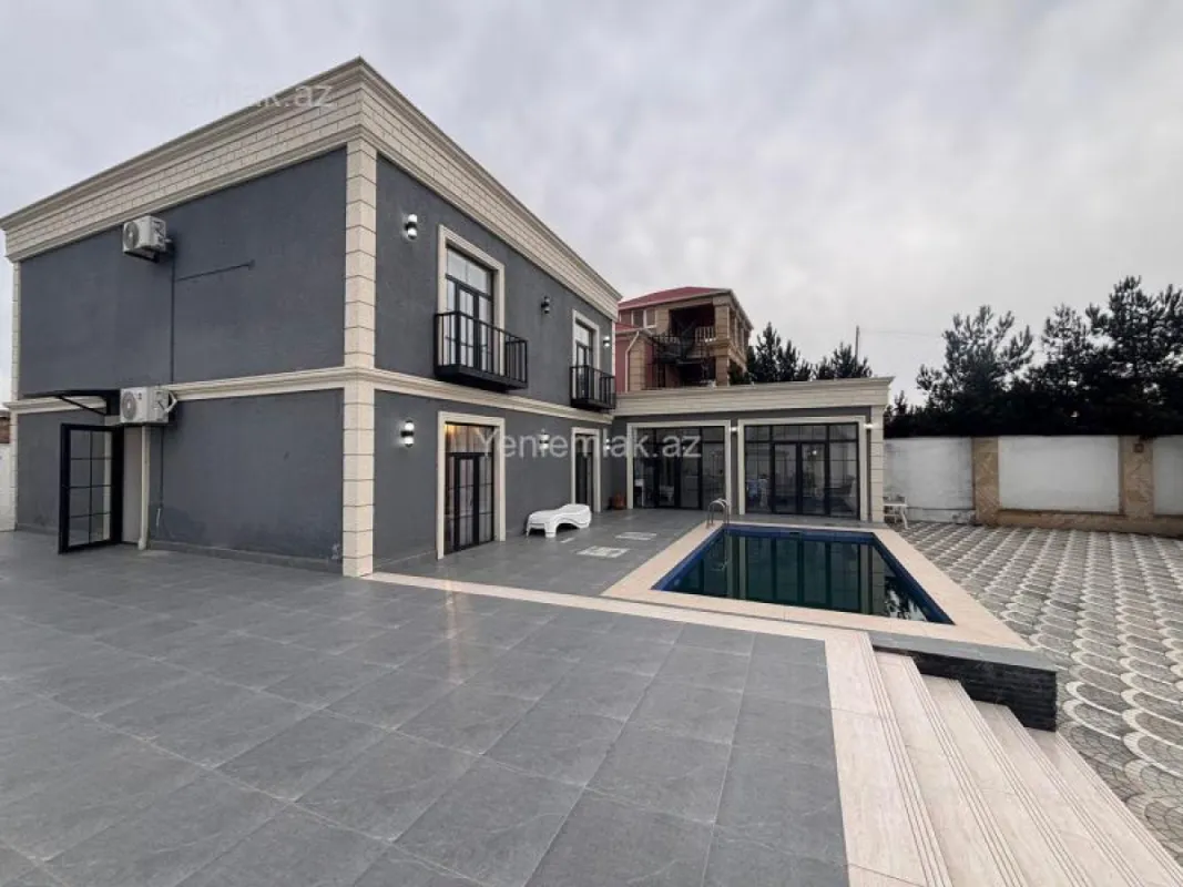 Satılır 5 otaqlı həyət evi 200 m²