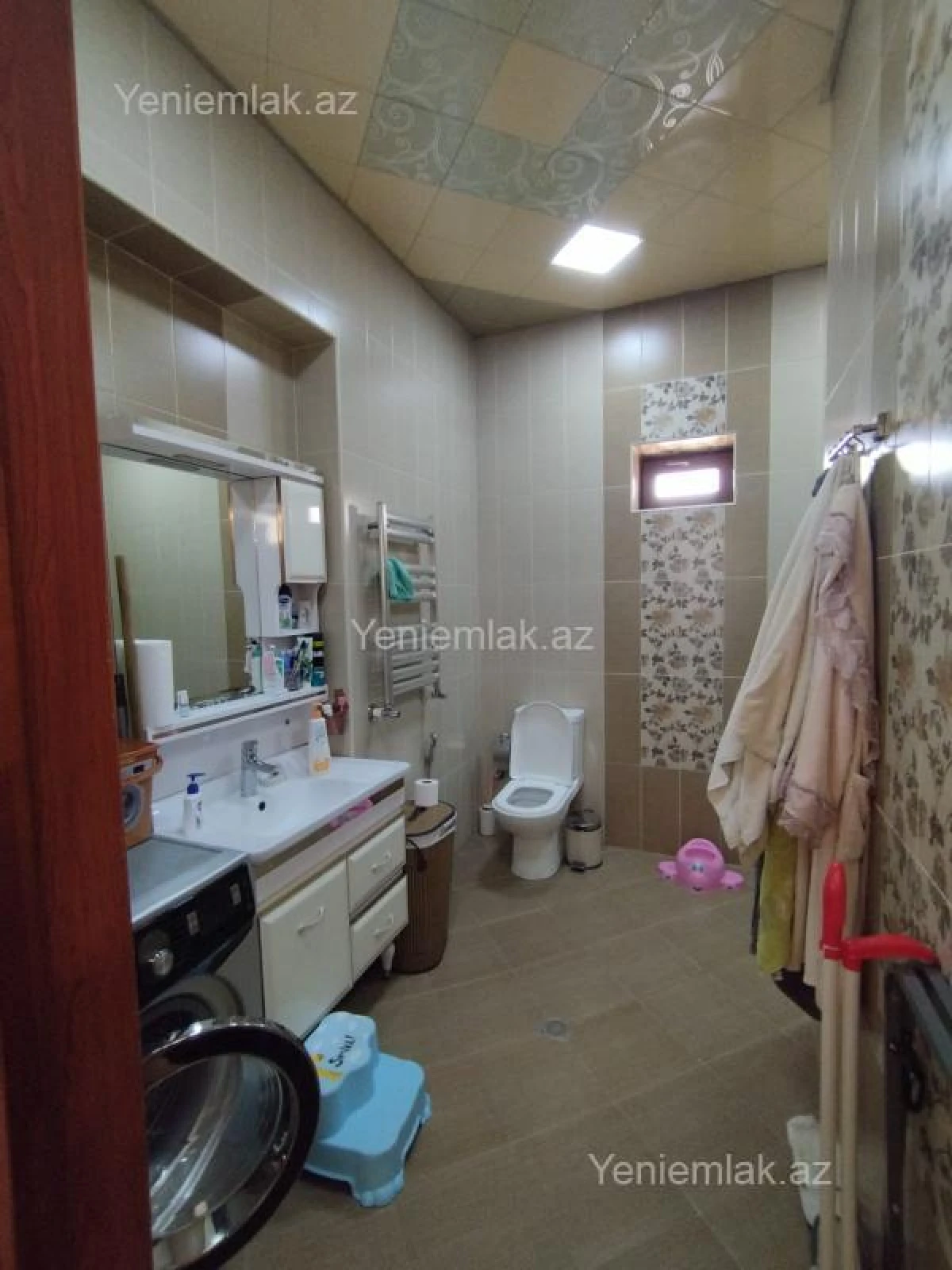 Satılır 6 otaqlı həyət evi 300 m²