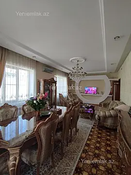 Satılır 6 otaqlı həyət evi 300 m²