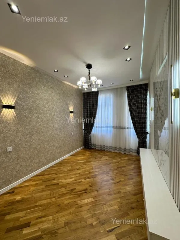 Satılır 3 otaqlı yeni tikili 115 m²