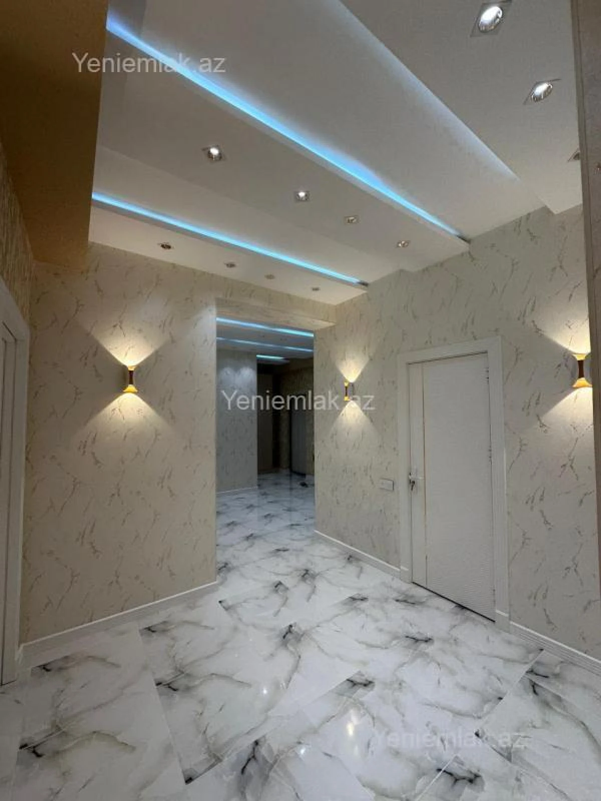 Satılır 3 otaqlı yeni tikili 115 m²