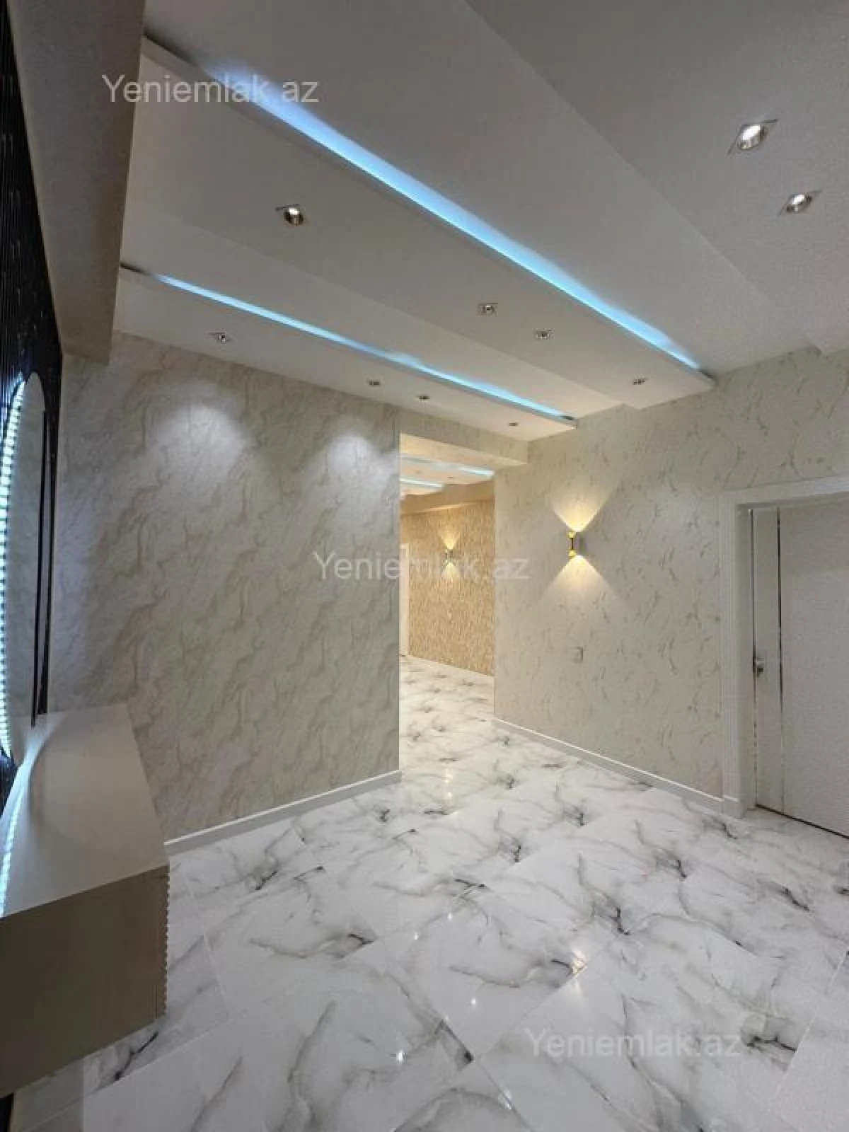 Satılır 3 otaqlı yeni tikili 115 m²