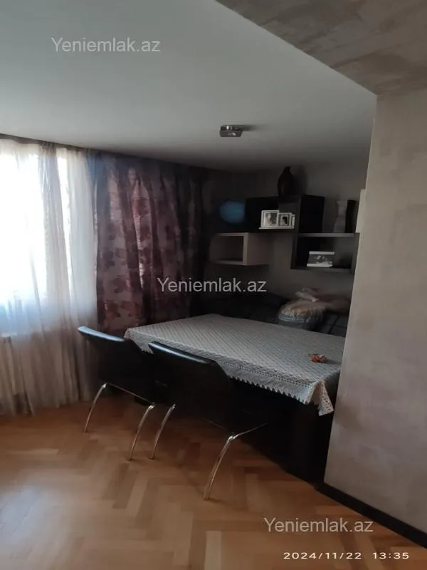 Satılır 2 otaqlı köhnə tikili 44 m²