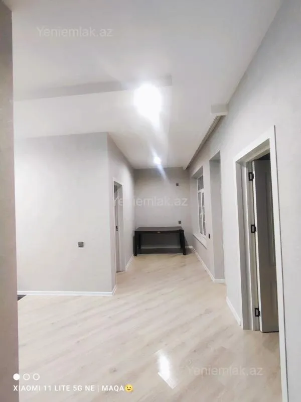 Satılır 5 otaqlı həyət evi 150 m²