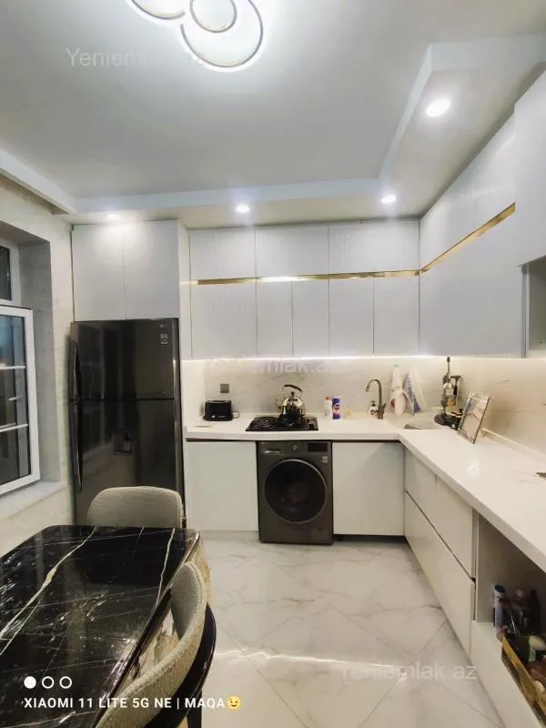 Satılır 5 otaqlı həyət evi 150 m²