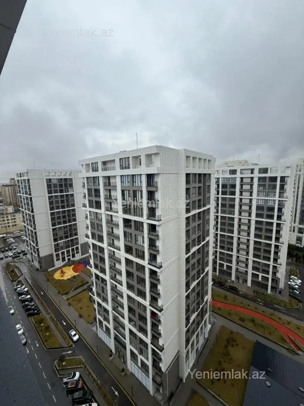 Satılır 2 otaqlı yeni tikili 79.5 m²