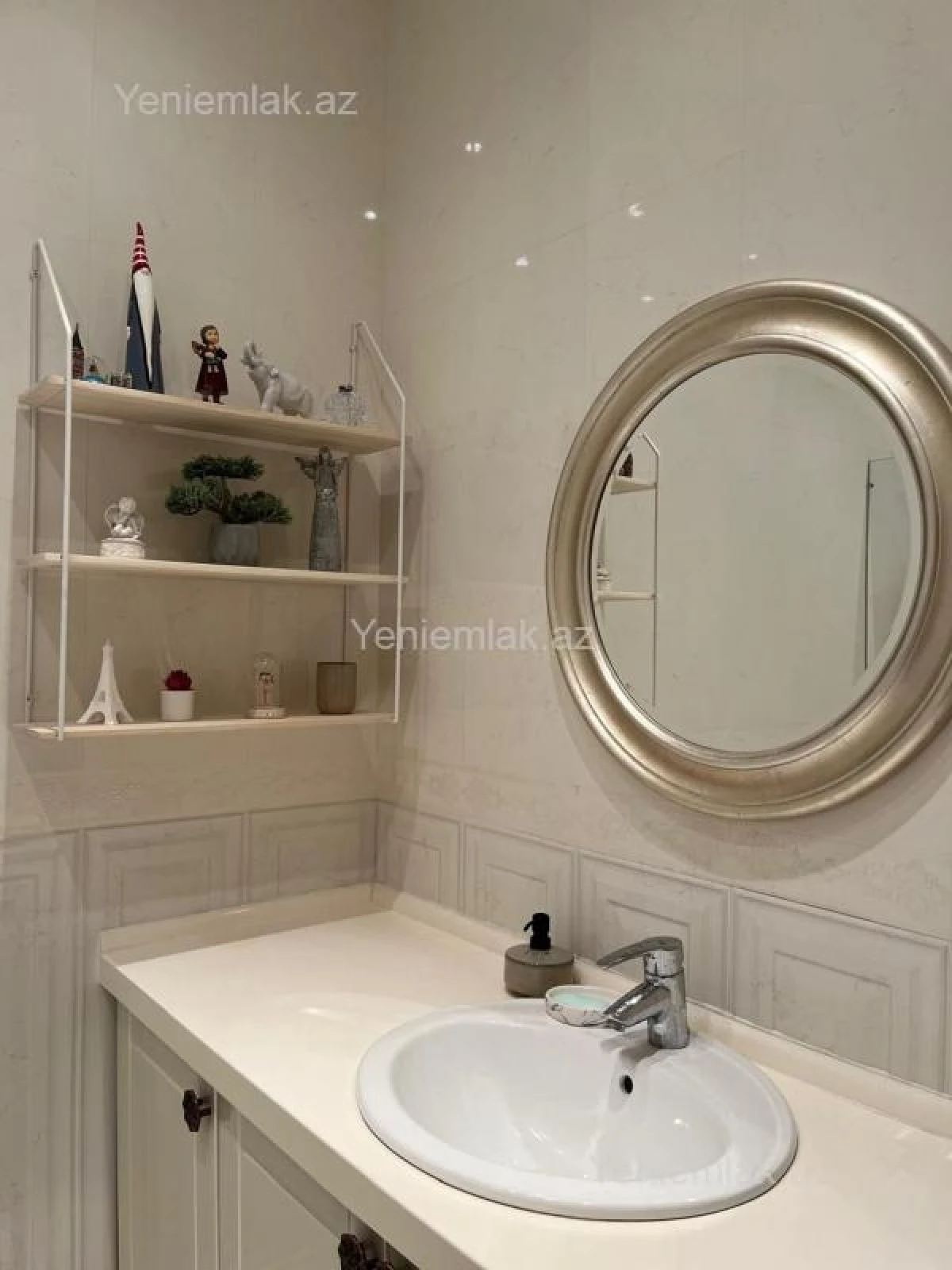 Satılır 3 otaqlı yeni tikili 110 m²