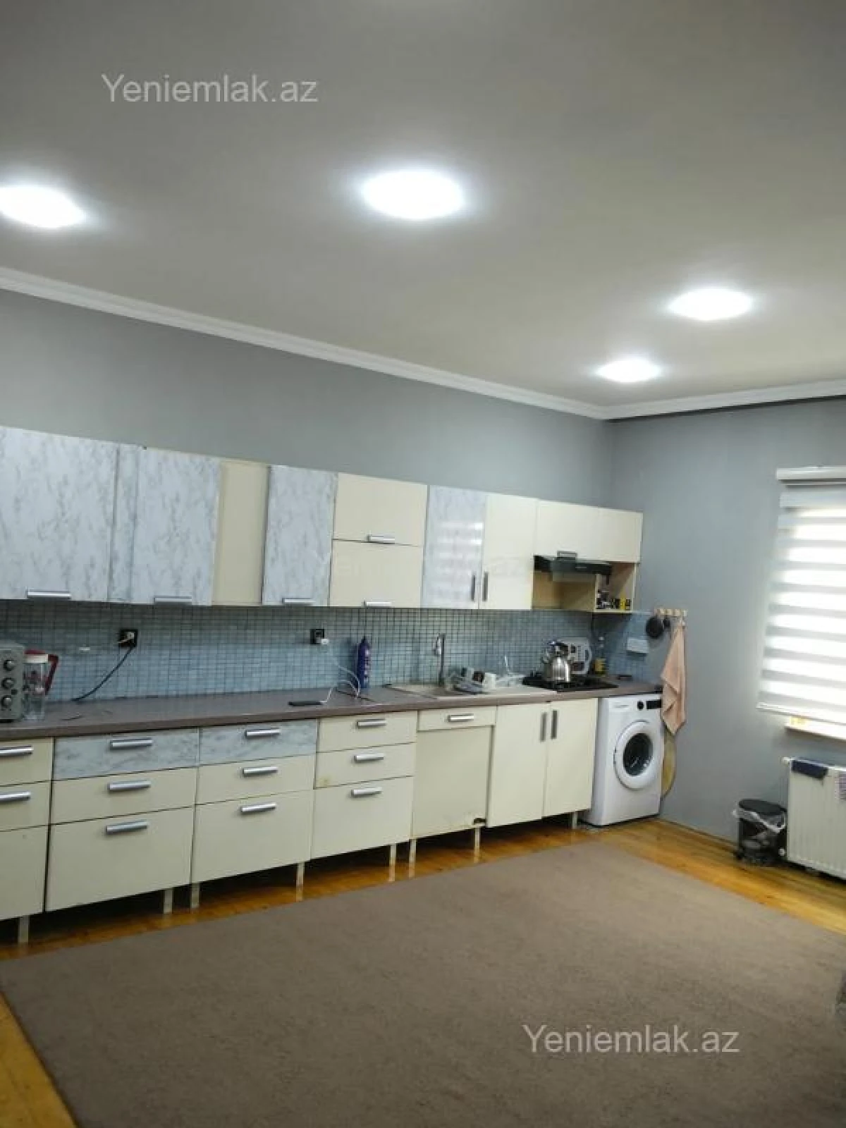 Satılır 5 otaqlı həyət evi 140 m²