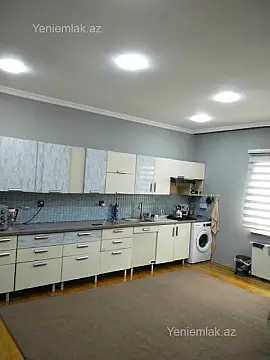 Satılır 5 otaqlı həyət evi 140 m²