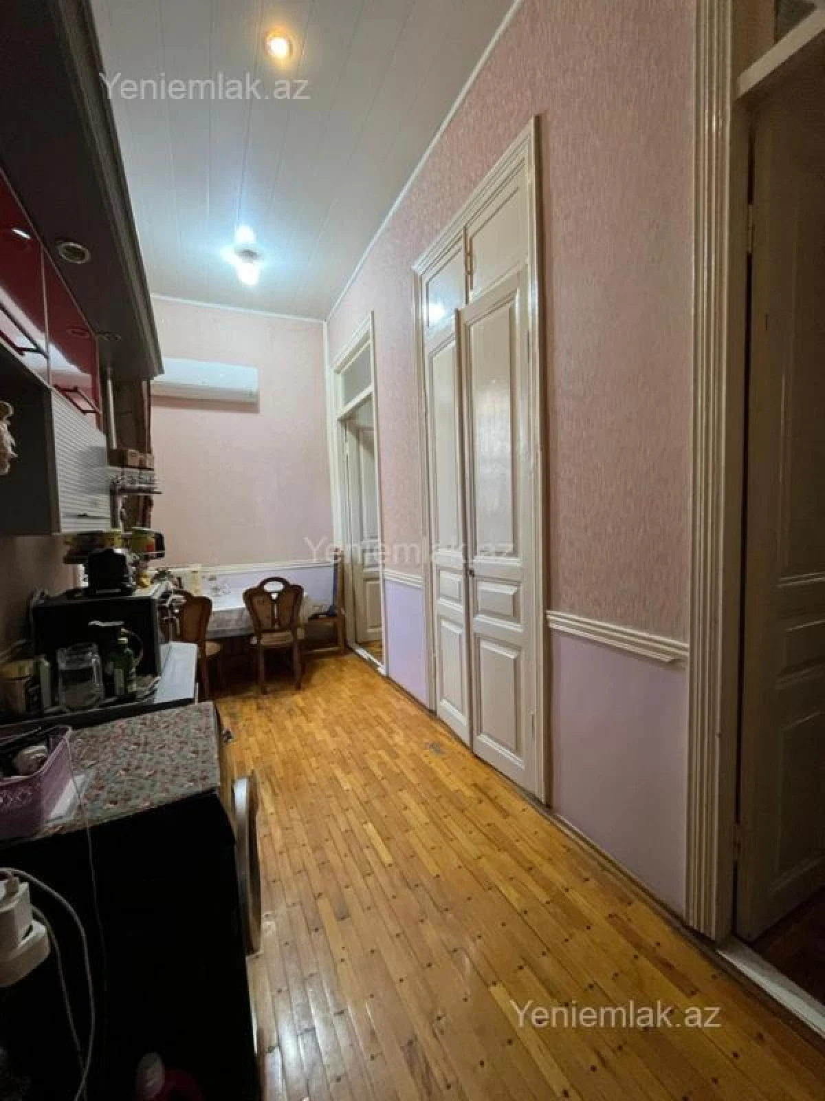 Satılır 3 otaqlı köhnə tikili 80 m²