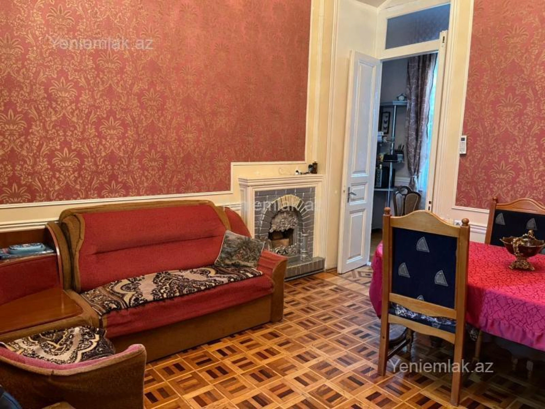 Satılır 3 otaqlı köhnə tikili 80 m²