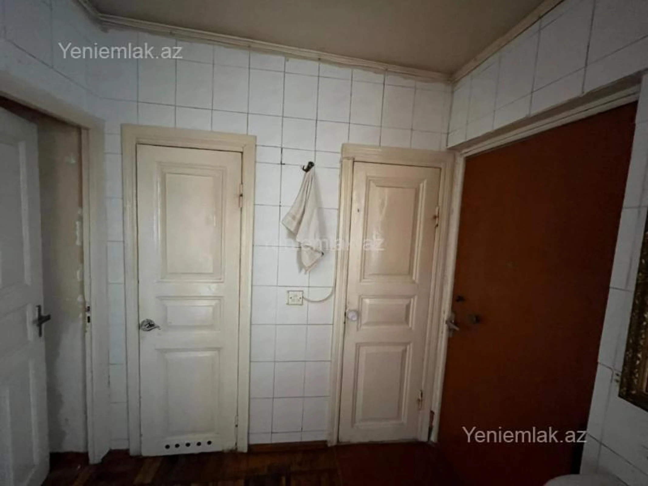 Satılır 3 otaqlı köhnə tikili 80 m²