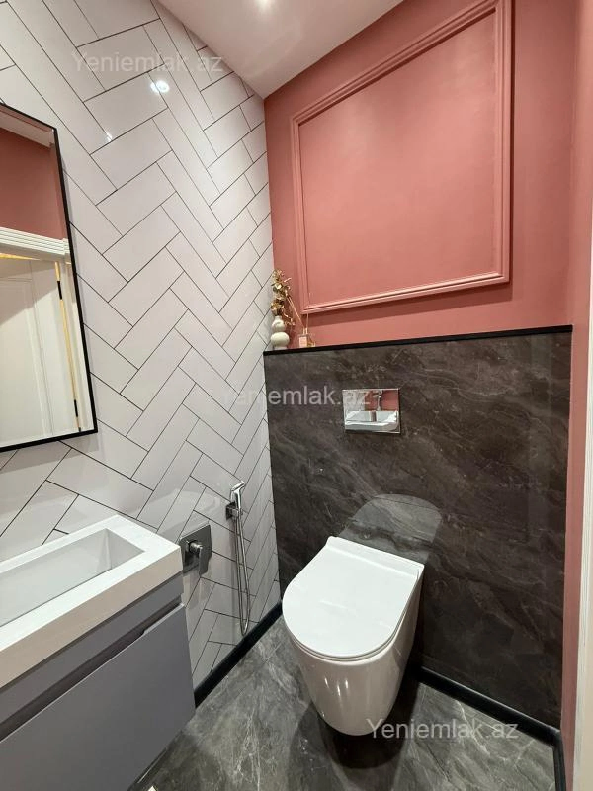 Satılır 2 otaqlı yeni tikili 70 m²