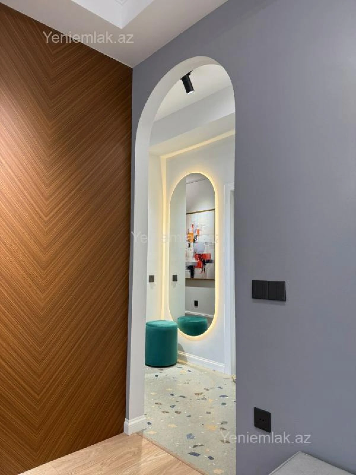 Satılır 2 otaqlı yeni tikili 70 m²