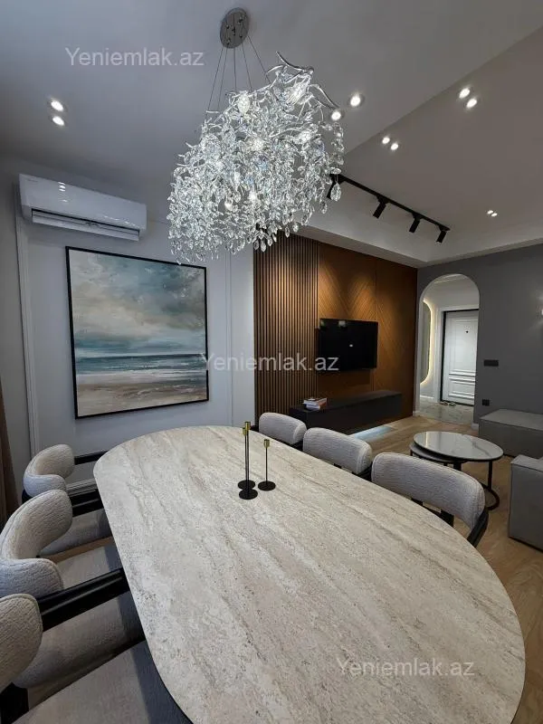 Satılır 2 otaqlı yeni tikili 70 m²