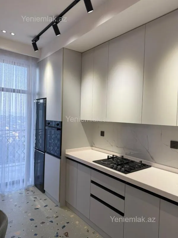 Satılır 2 otaqlı yeni tikili 70 m²