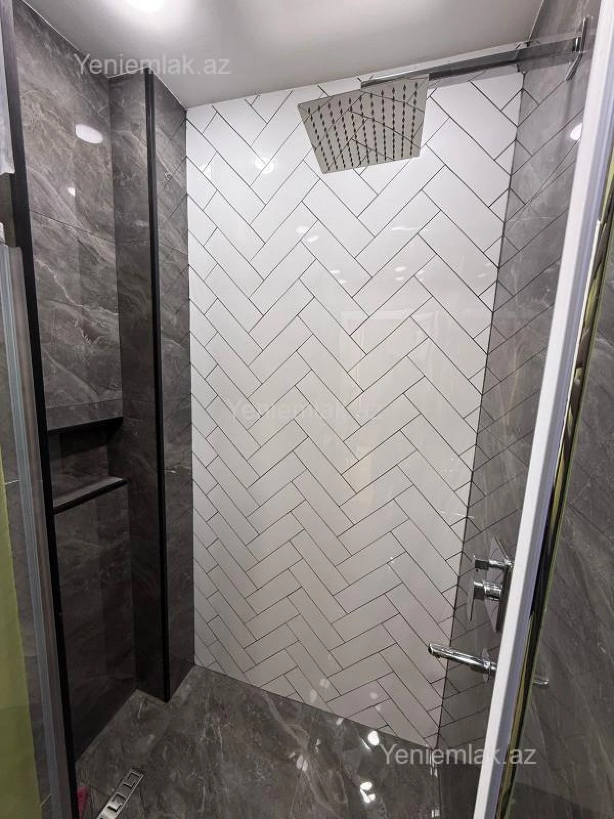 Satılır 2 otaqlı yeni tikili 70 m²