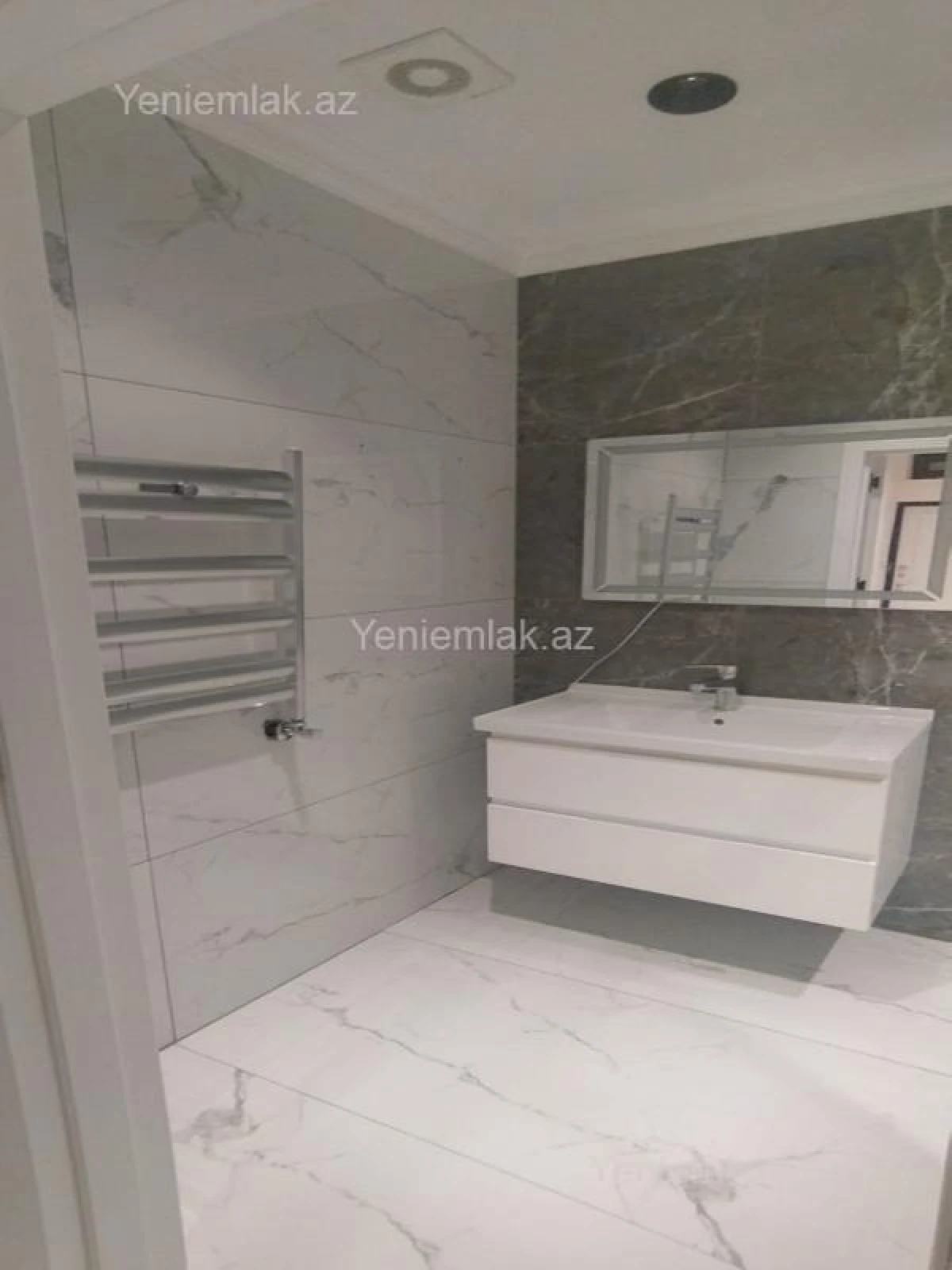 Satılır 2 otaqlı yeni tikili 63 m²