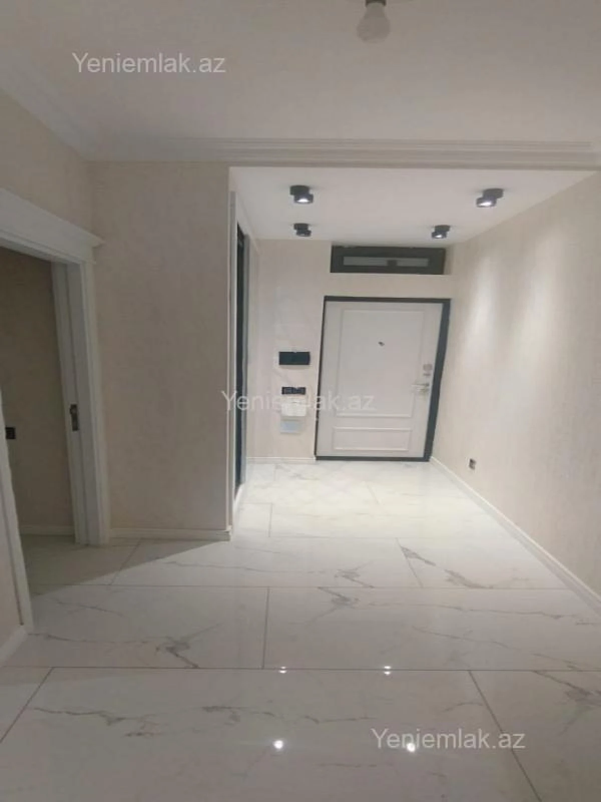 Satılır 2 otaqlı yeni tikili 63 m²