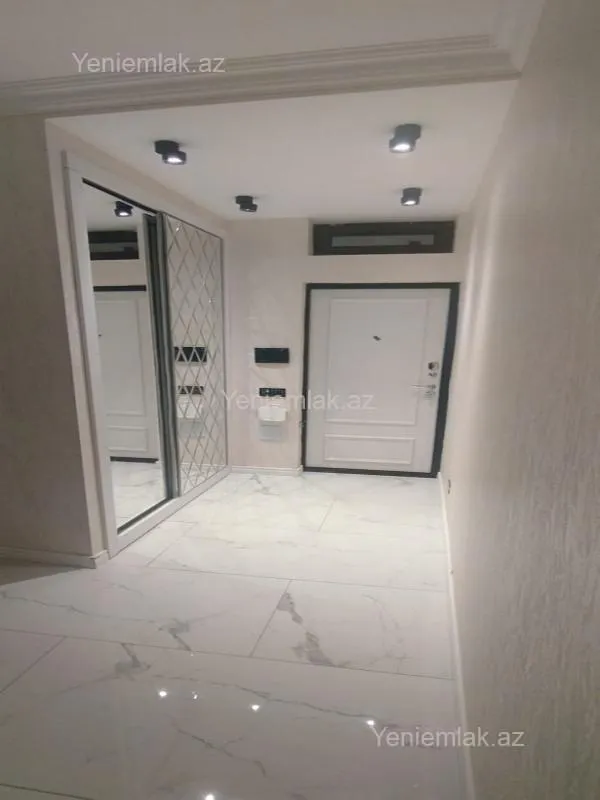 Satılır 2 otaqlı yeni tikili 63 m²