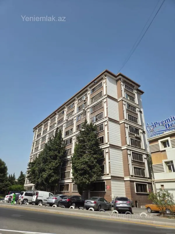 Satılır 3 otaqlı köhnə tikili 90 m²