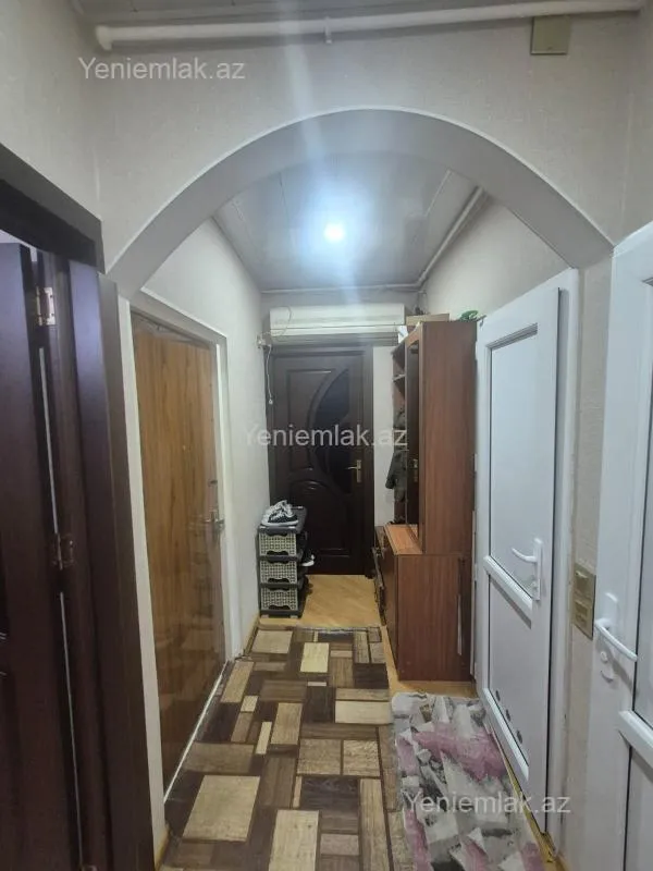 Satılır 3 otaqlı köhnə tikili 60 m²