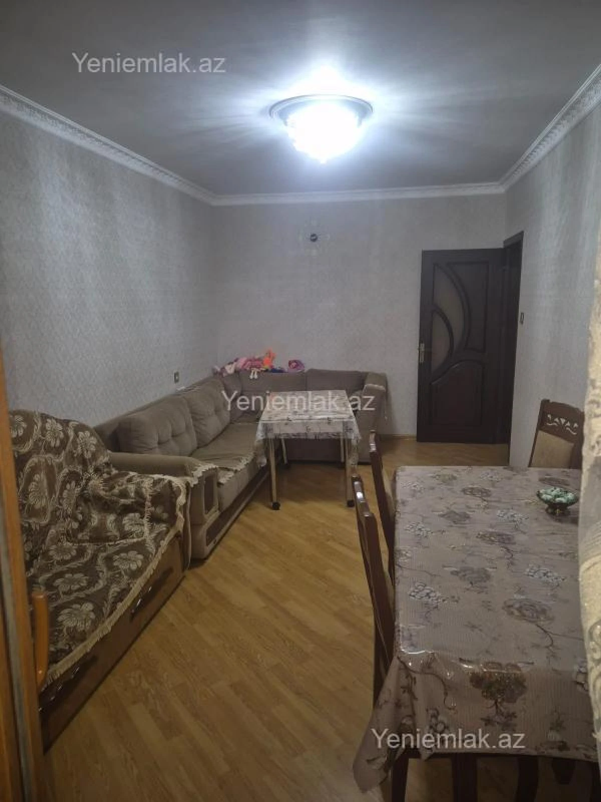 Satılır 3 otaqlı köhnə tikili 60 m²