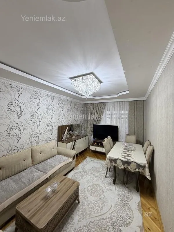 Satılır 3 otaqlı köhnə tikili 74 m²