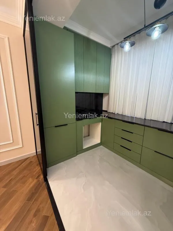 Satılır 3 otaqlı yeni tikili 87 m²