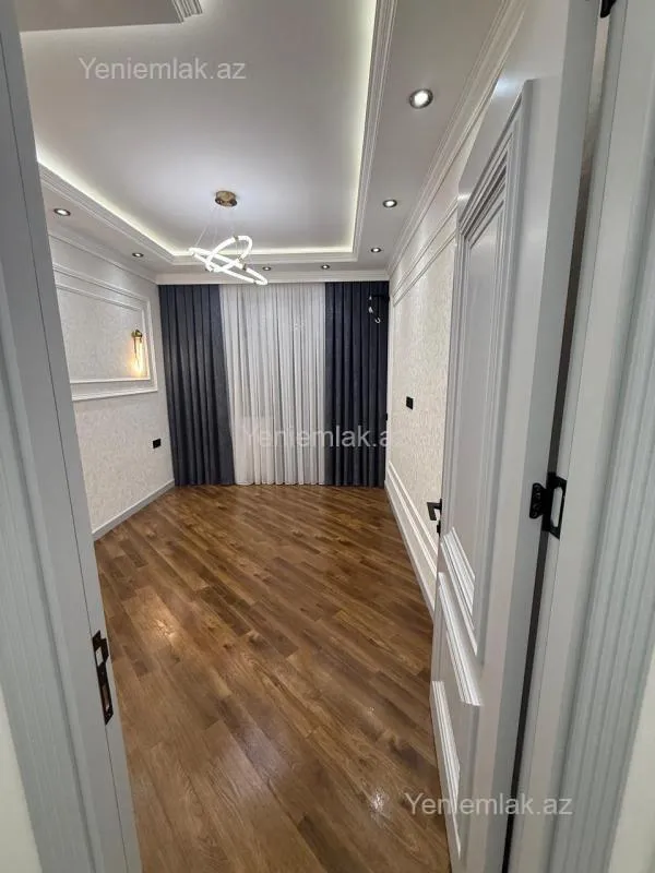 Satılır 3 otaqlı yeni tikili 87 m²