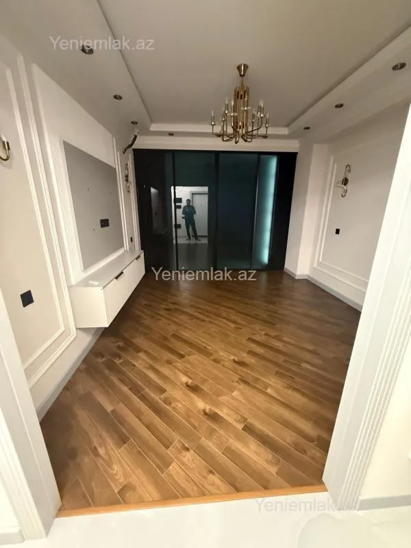 Satılır 3 otaqlı yeni tikili 87 m²
