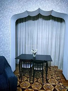 Satılır 3 otaqlı köhnə tikili 85 m²