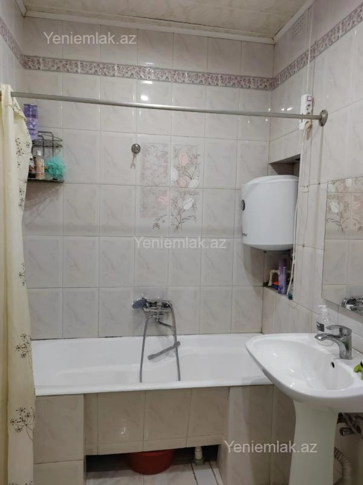Satılır 3 otaqlı köhnə tikili 85 m²