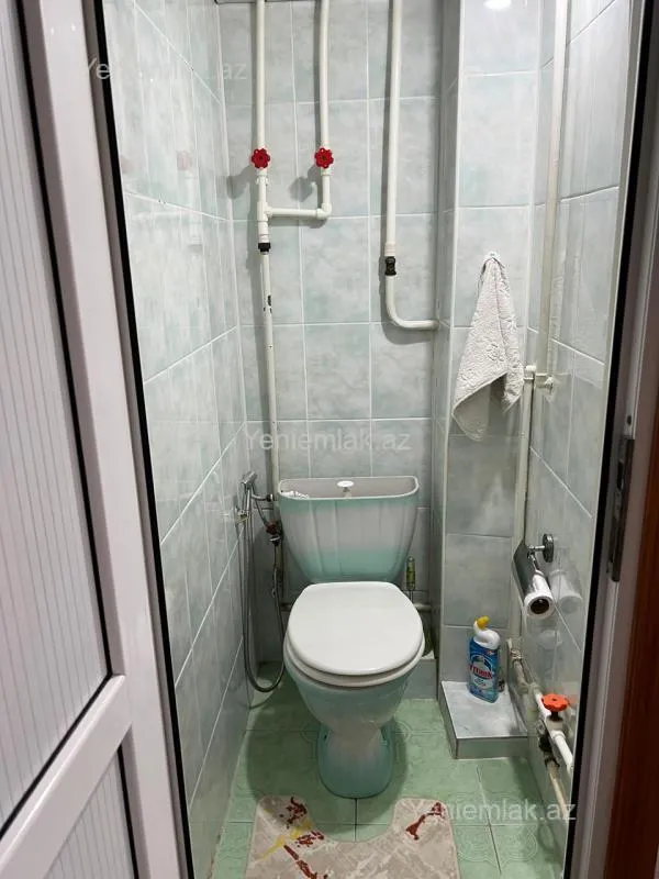 Satılır 3 otaqlı köhnə tikili 75 m²