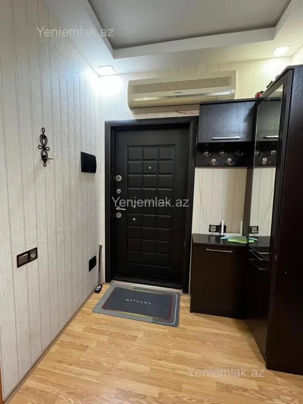 Satılır 3 otaqlı köhnə tikili 75 m²