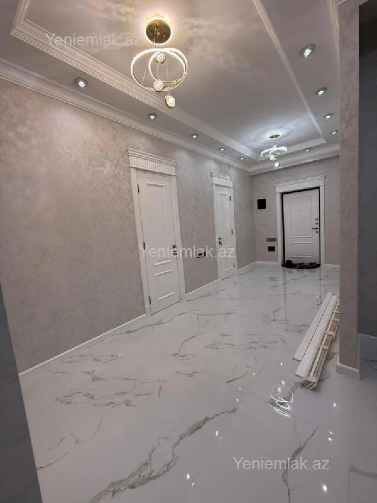 Satılır 3 otaqlı yeni tikili 145 m²