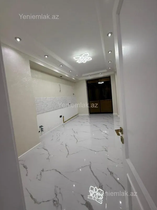 Satılır 3 otaqlı yeni tikili 145 m²