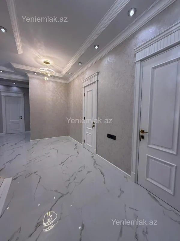 Satılır 3 otaqlı yeni tikili 145 m²