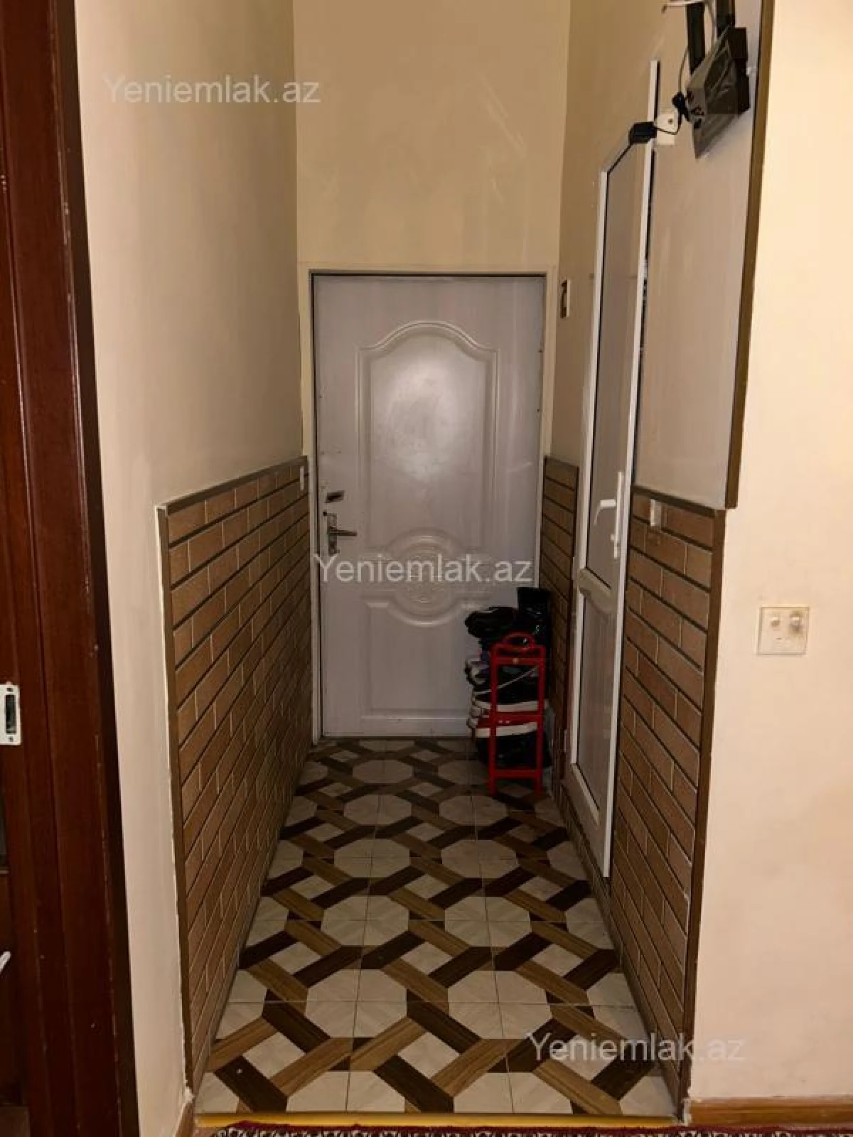 Satılır 2 otaqlı köhnə tikili 45 m²