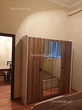 Satılır 2 otaqlı köhnə tikili 45 m²