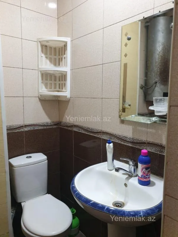 Satılır 2 otaqlı köhnə tikili 45 m²